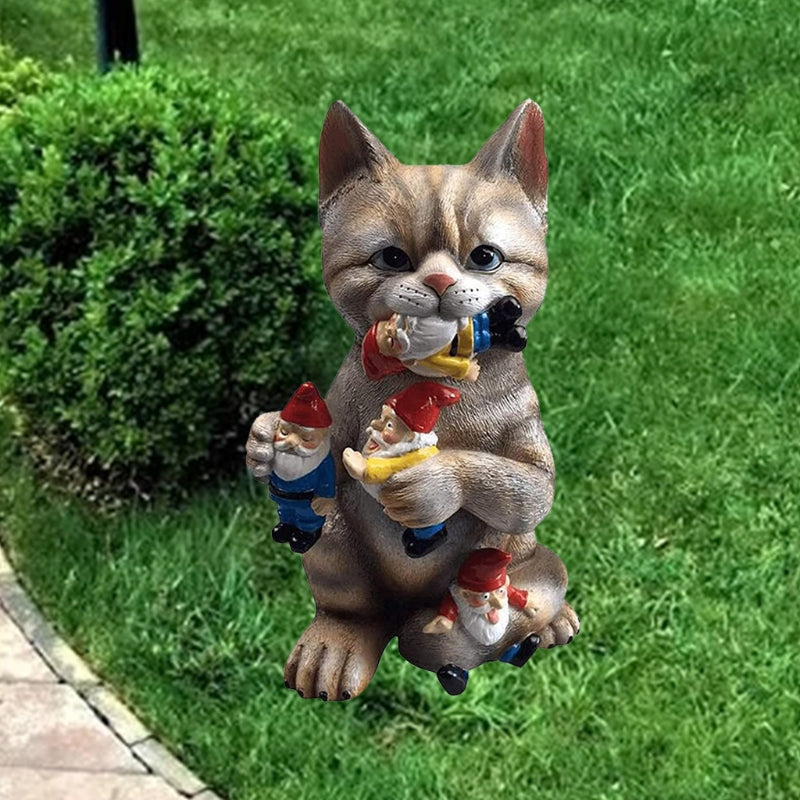 Cat/Dog Eat Dwarfs Statue Garden Ornament